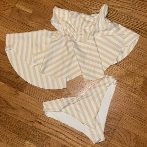 WeWoreWhat Positano Stripe Off Shoulder Swim Top with matching cheeky bottom!!! - Picture 3 of 8